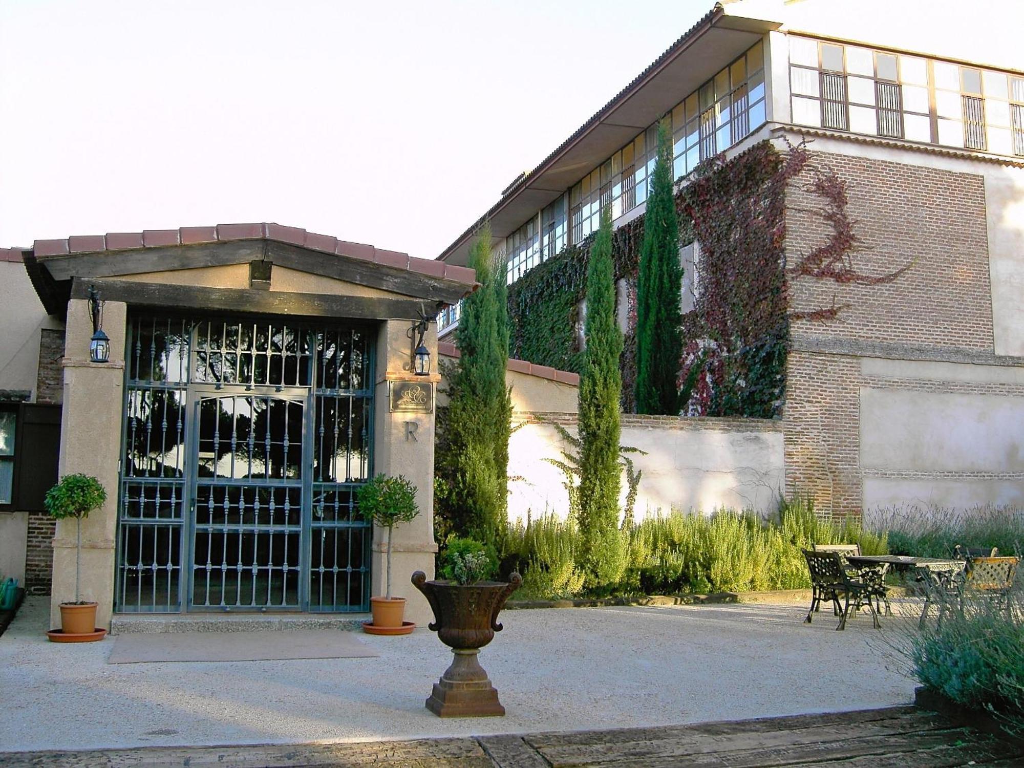 Pozal de Gallinas Posada Real Del Pinar מראה חיצוני תמונה